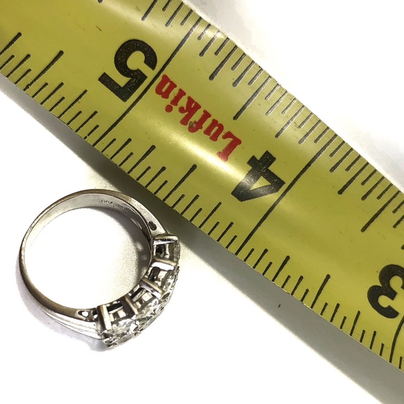 Diamond Ring - Picture 6 of 8